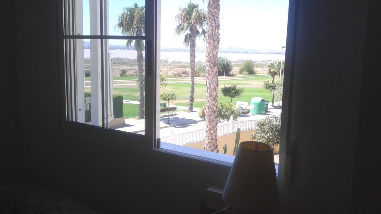 Bnb Casa Frente Al Lago Rosa Torrevieja Ngoại thất bức ảnh